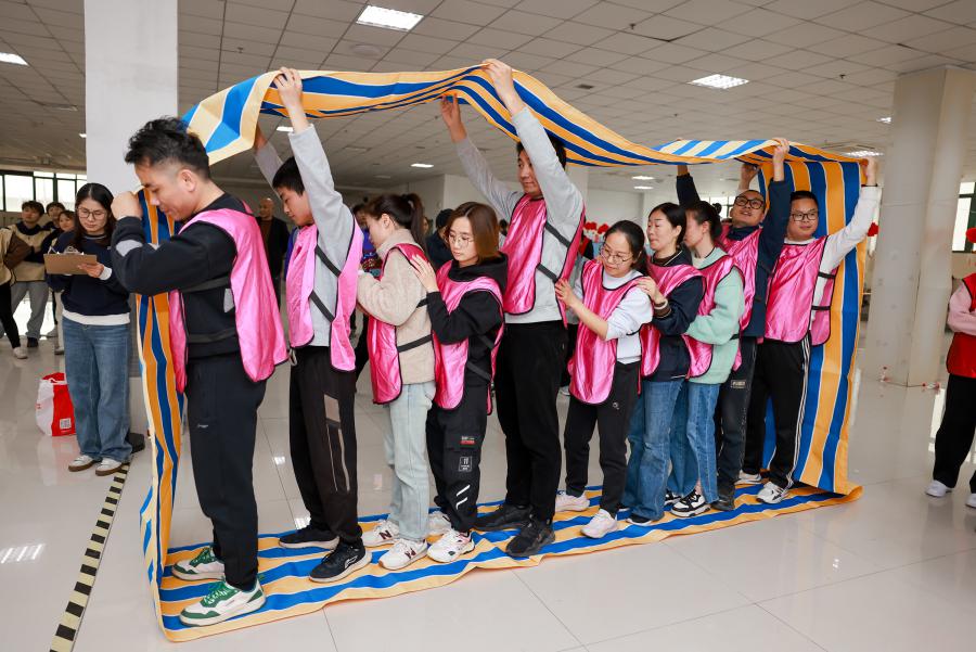 1734568032642596276C.jpg AWP_0464.jpg